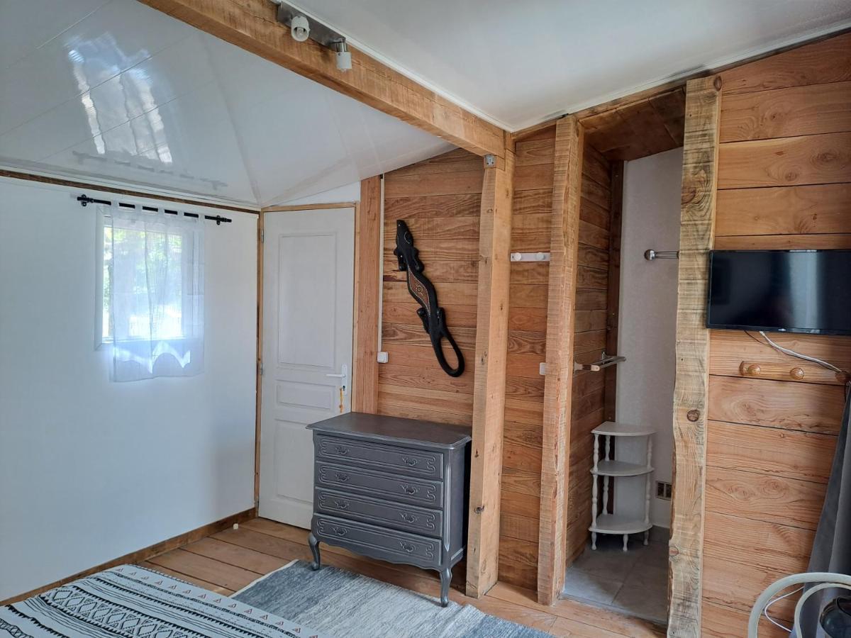 Chambre Basilic 2P, 2 Nuits Max, Dans Petit Chalet 6Km Du Festival De Piano De La Roque D'Antheron Rognes ภายนอก รูปภาพ